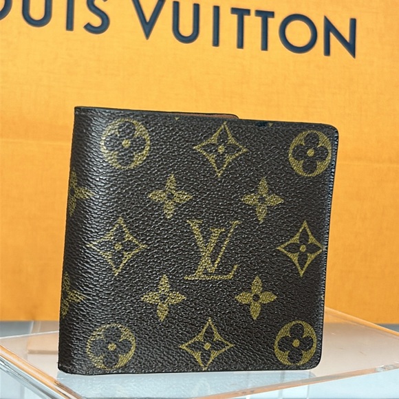 LOUIS VUITTON Louis Vuitton Wallet Leather monogram Wallet brown - Picture 1 of 16